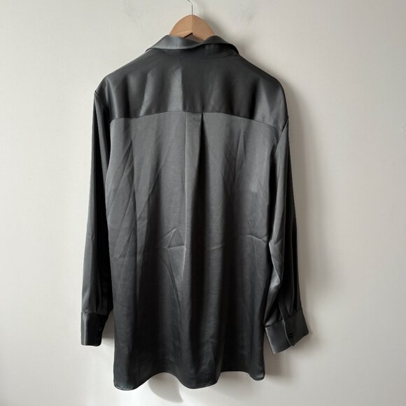 Aritzia Babaton Sable Satin Glossy Button Down Shirt Size Medium - Picture 4 of 7